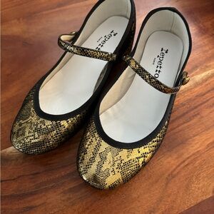 Repetto Rose Mary Janes size 7US/38
